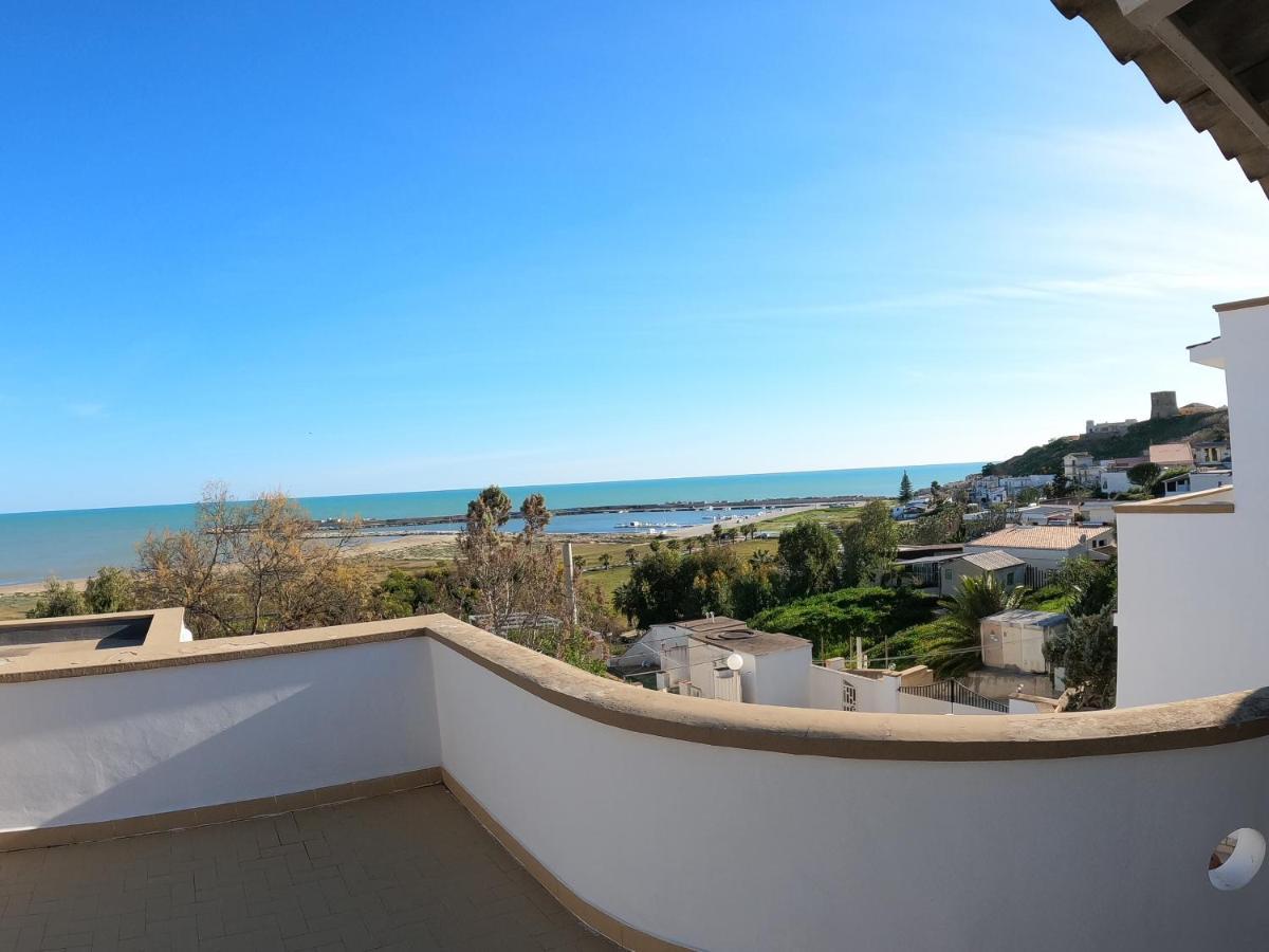 La Bussola Ξενοδοχείο Porto Palo Εξωτερικό φωτογραφία
