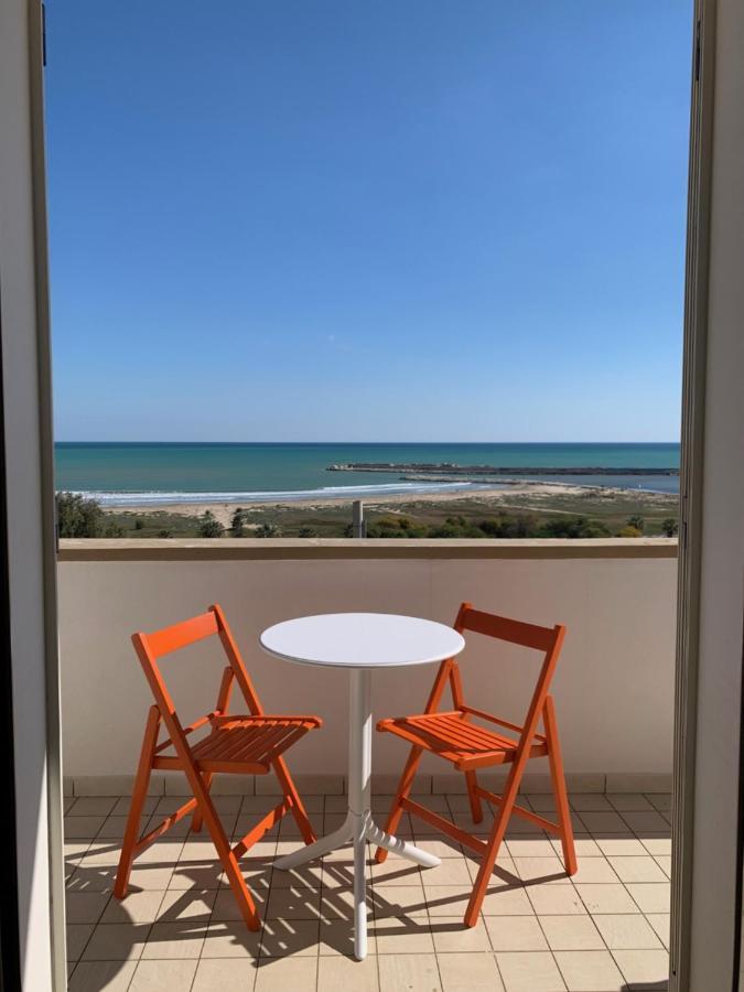 La Bussola Ξενοδοχείο Porto Palo Εξωτερικό φωτογραφία