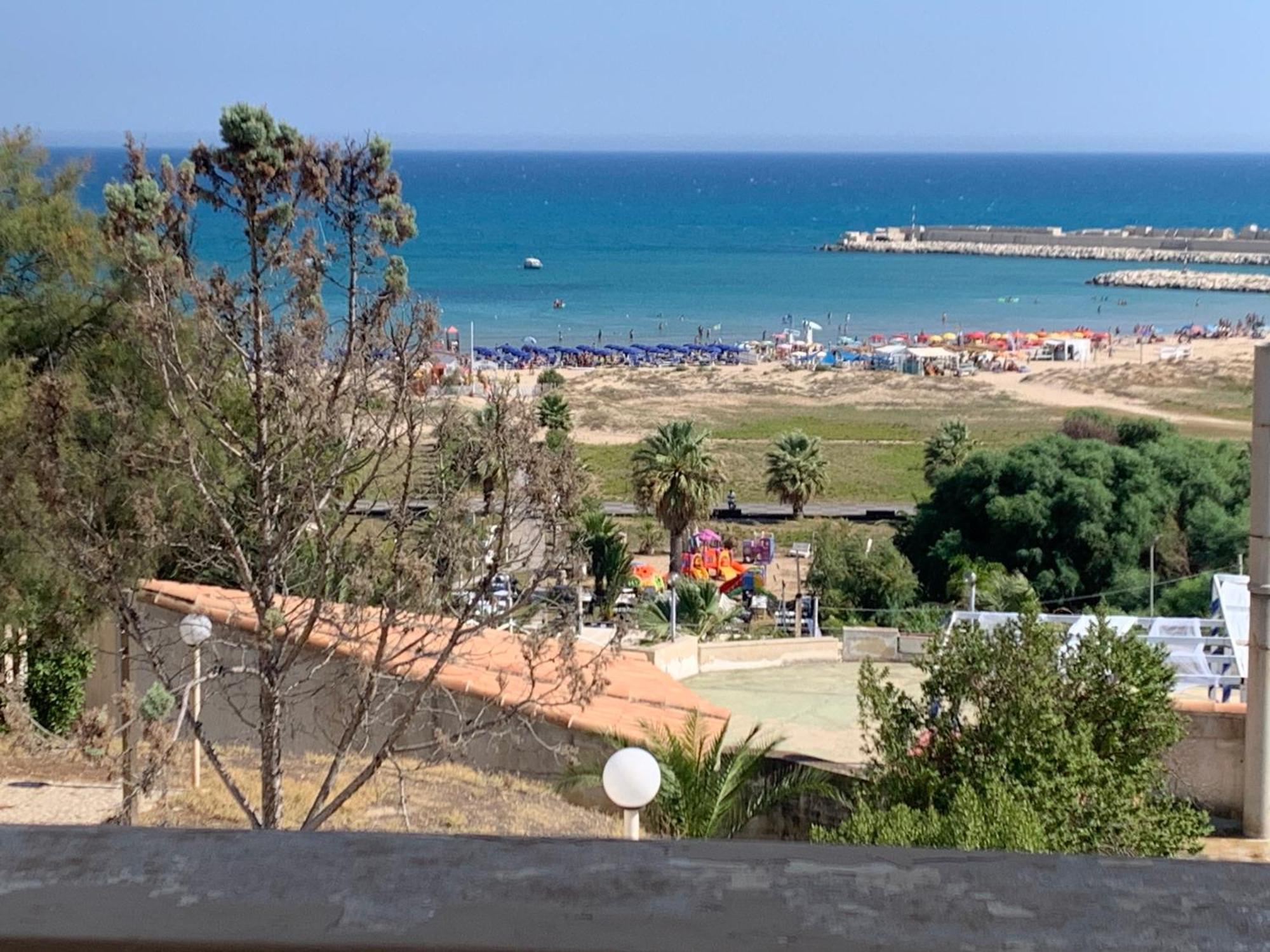 La Bussola Ξενοδοχείο Porto Palo Εξωτερικό φωτογραφία